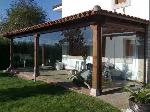 pergola acristalada